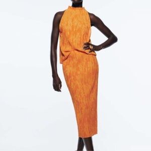 Zara EUC Jacquard Midi Skirt Size M Straight Pencil Elastic Waistband Orange